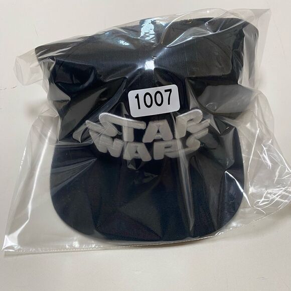 Star Wars Men’s Black Brim Graphic Design Embroidered Logo Snap Back Hat - Picture 8 of 9